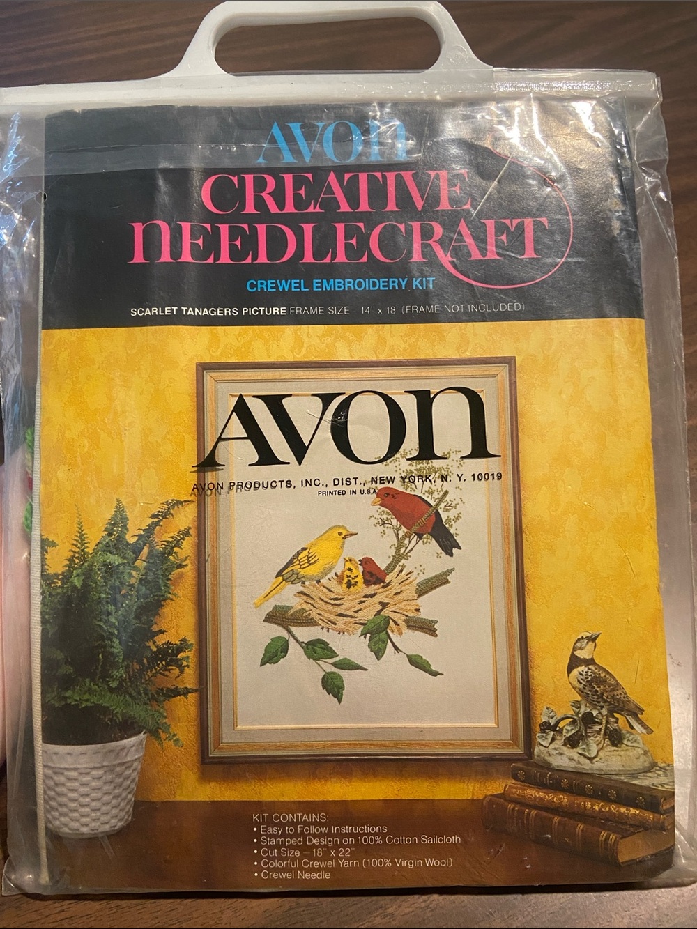 NIP Vintage 80s Avon Crewel Embroidery Kit Birds in Nest